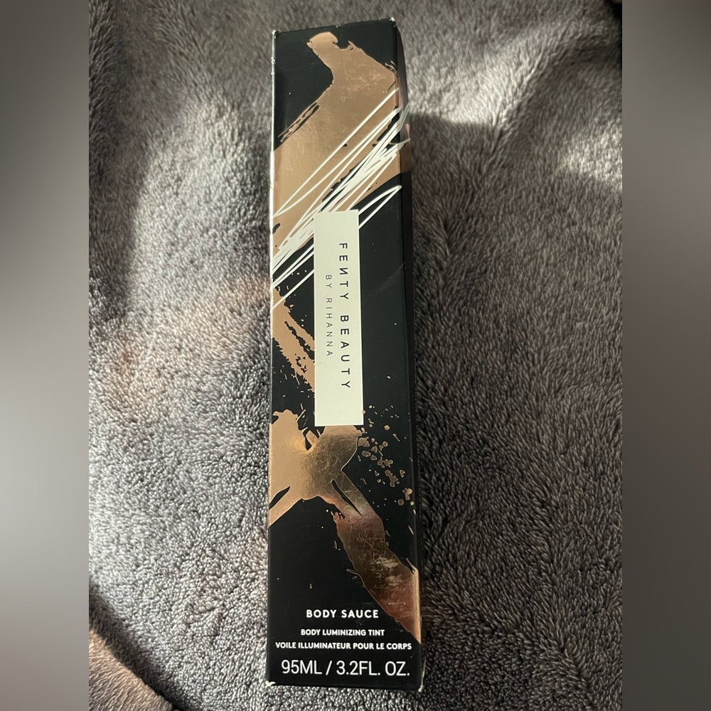 Fenty Pearl Swirl 01 Body Sauce Body Luminizing Tint - Picture 3 of 5